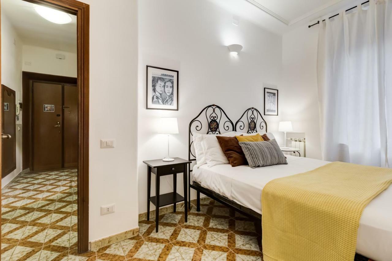 Appartamenti Con Vista Piazza Testaccio Rom Eksteriør billede