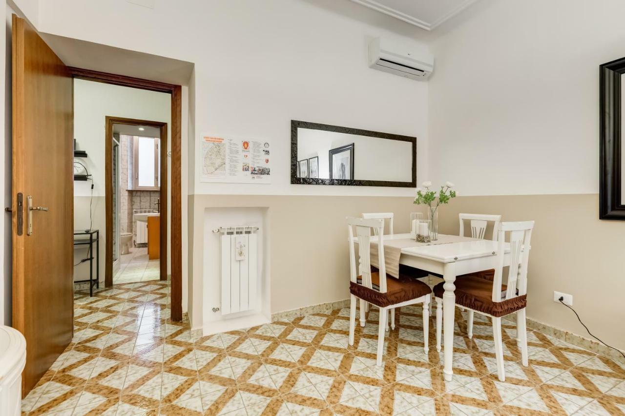 Appartamenti Con Vista Piazza Testaccio Rom Eksteriør billede