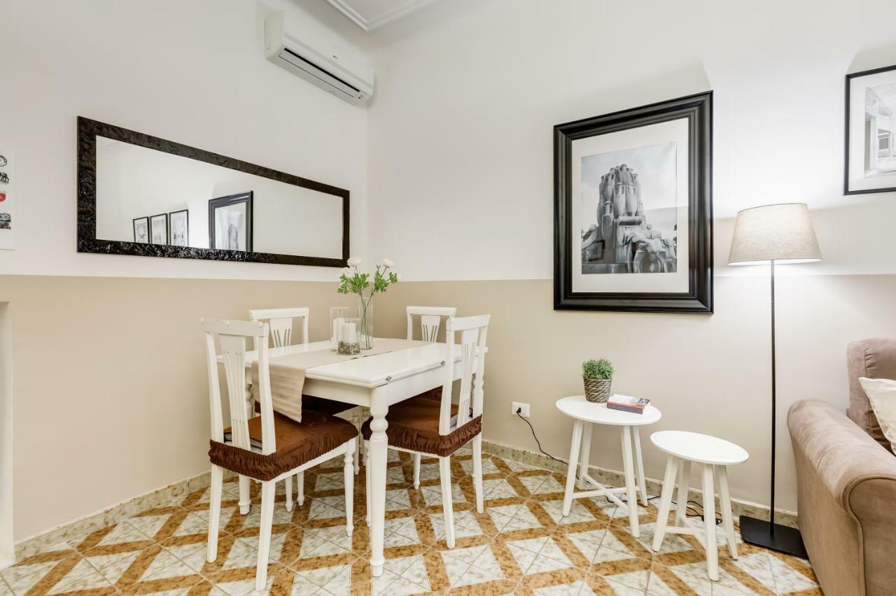 Appartamenti Con Vista Piazza Testaccio Rom Eksteriør billede