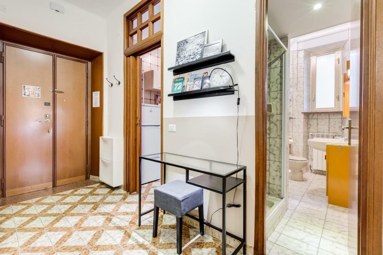 Appartamenti Con Vista Piazza Testaccio Rom Eksteriør billede